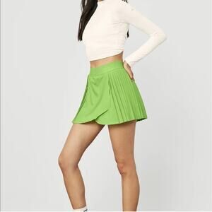 Alo Yoga Aces tennis Skirt  size Large